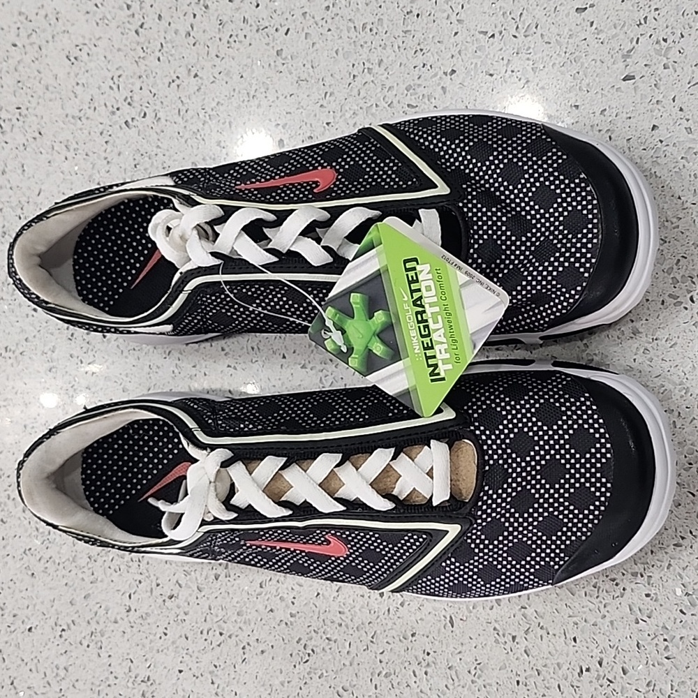 Nike Golf Shoes (NWT)